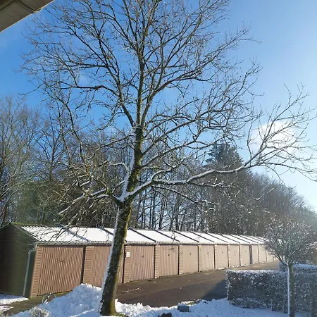Chalet Ons Bienvenidos Met Garage